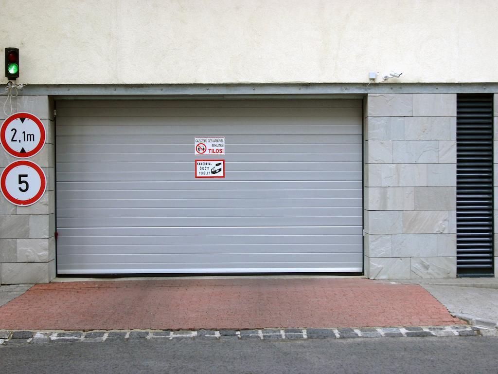 Arriva Apartment, Optional Indoor Parking 부다페스트 외부 사진